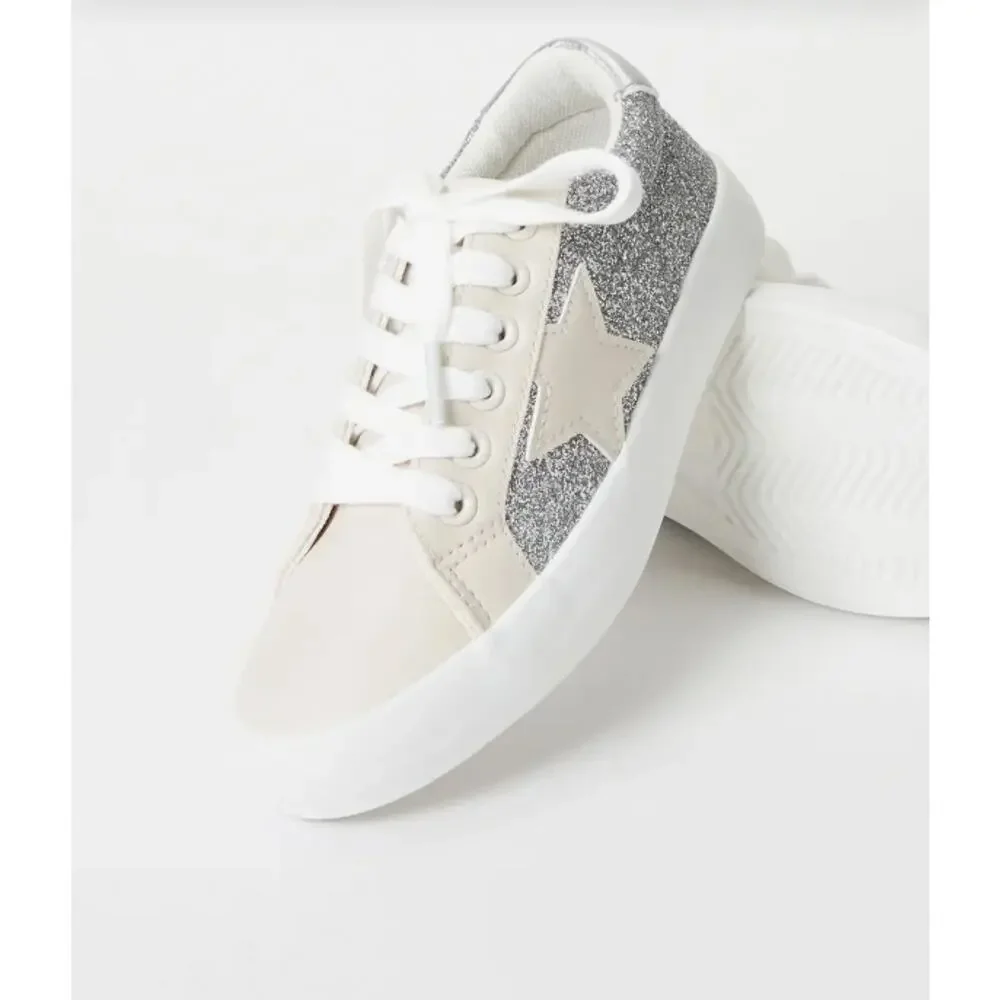 FabKids Silver Glitter Star Sneakers Size 4